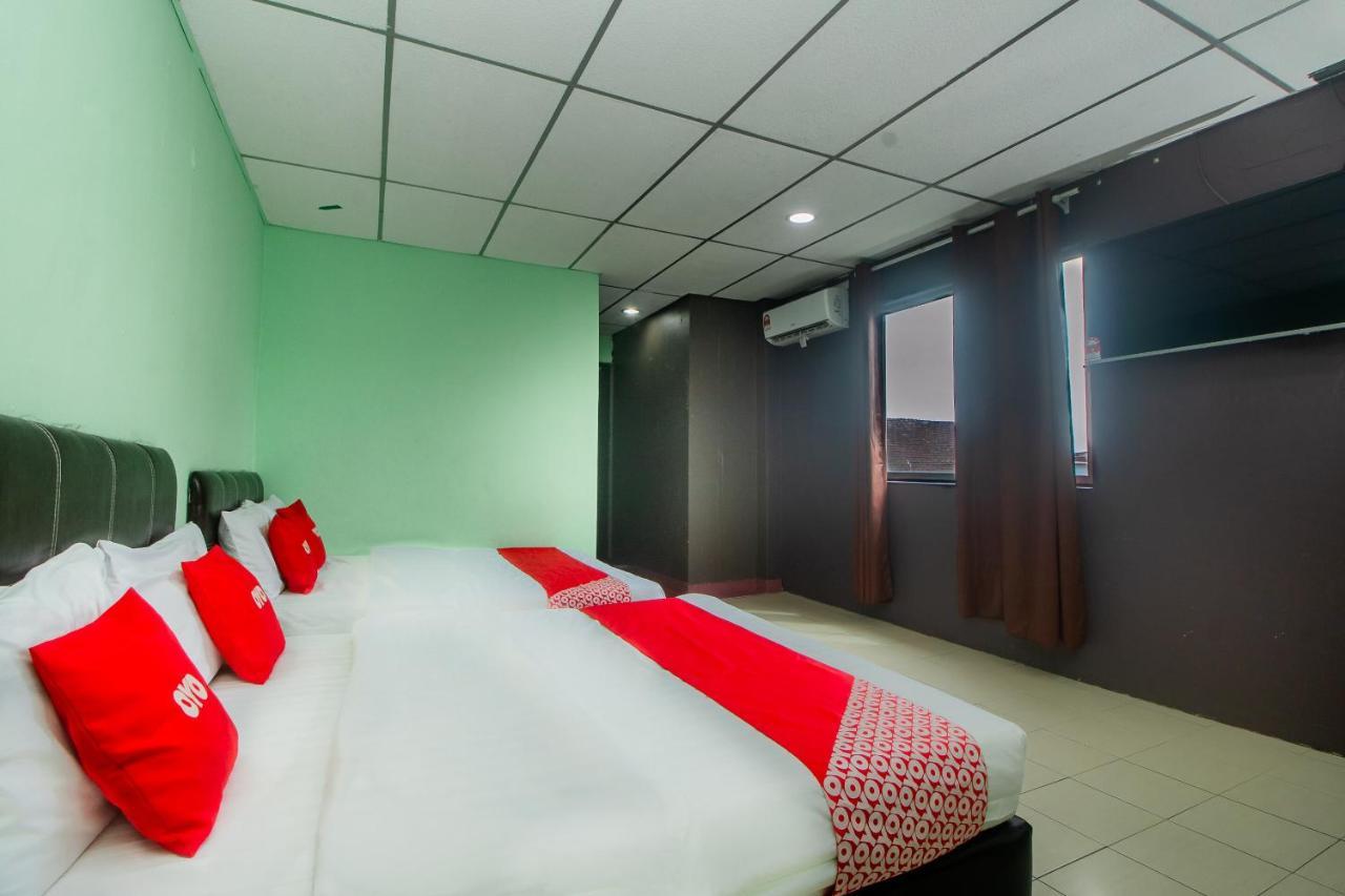 Oyo 90124 Payang Puri Baru Hotel Sarikei Extérieur photo