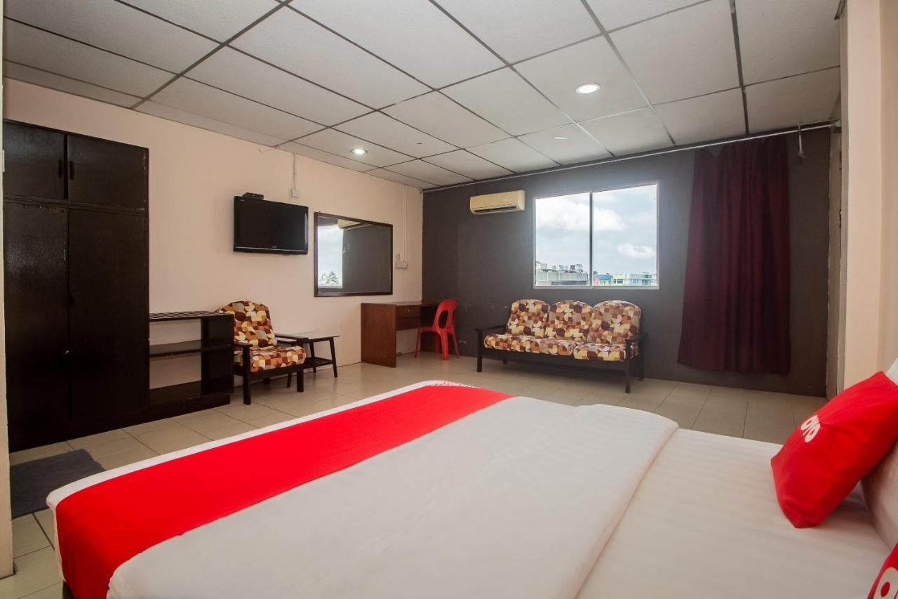 Oyo 90124 Payang Puri Baru Hotel Sarikei Extérieur photo