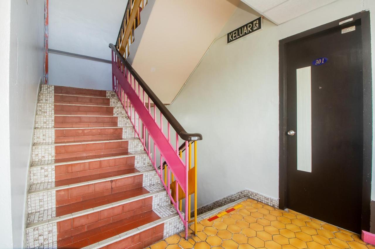 Oyo 90124 Payang Puri Baru Hotel Sarikei Extérieur photo