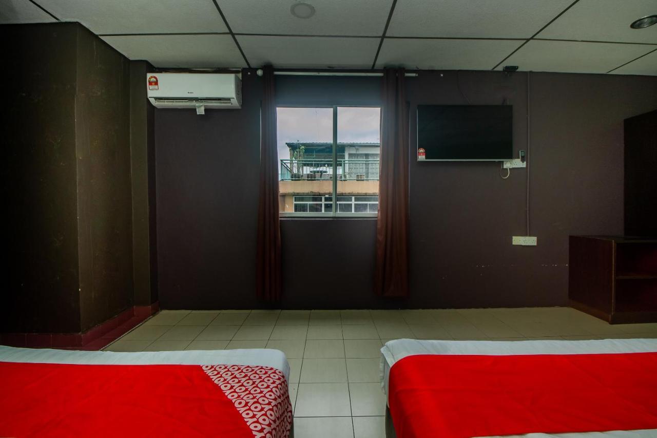 Oyo 90124 Payang Puri Baru Hotel Sarikei Extérieur photo