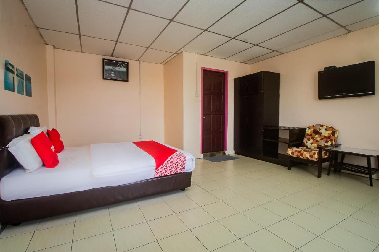 Oyo 90124 Payang Puri Baru Hotel Sarikei Extérieur photo