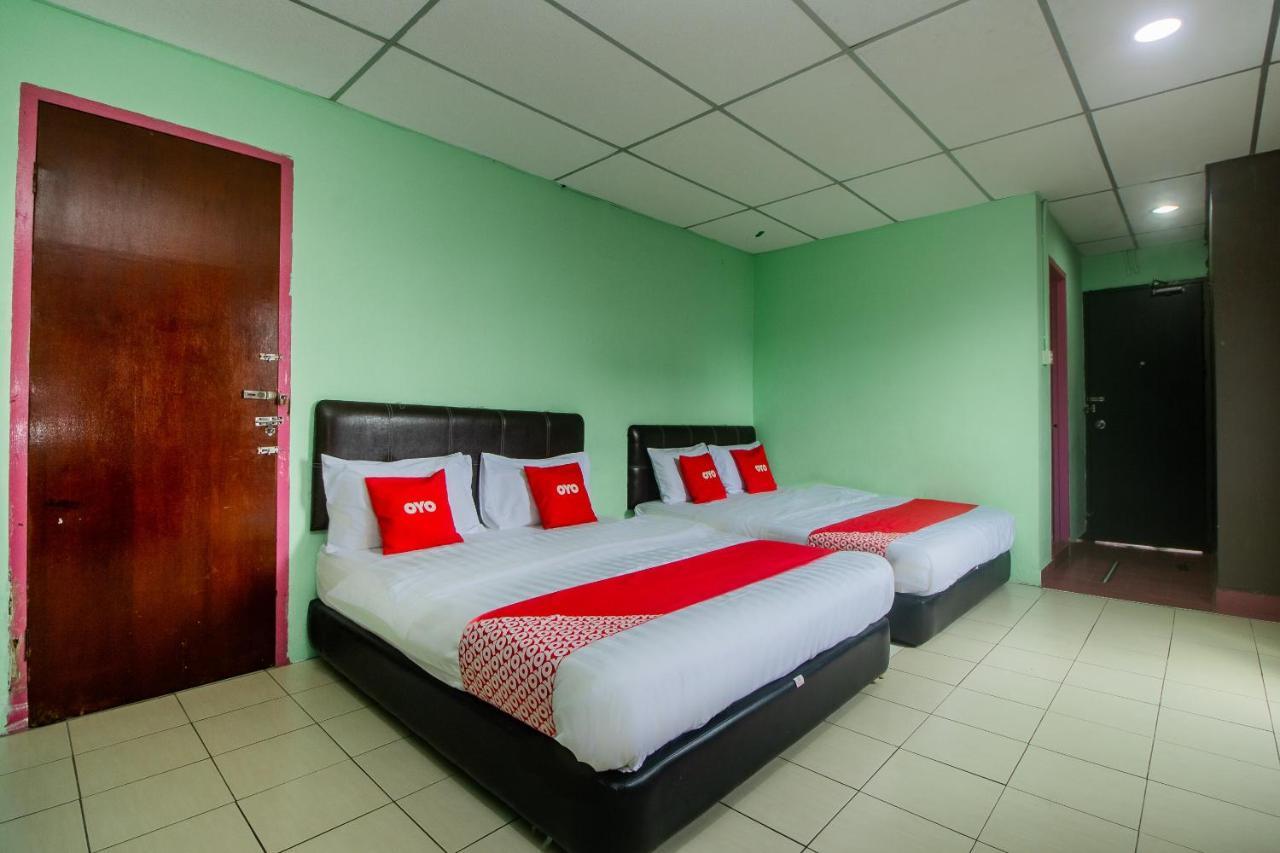 Oyo 90124 Payang Puri Baru Hotel Sarikei Extérieur photo
