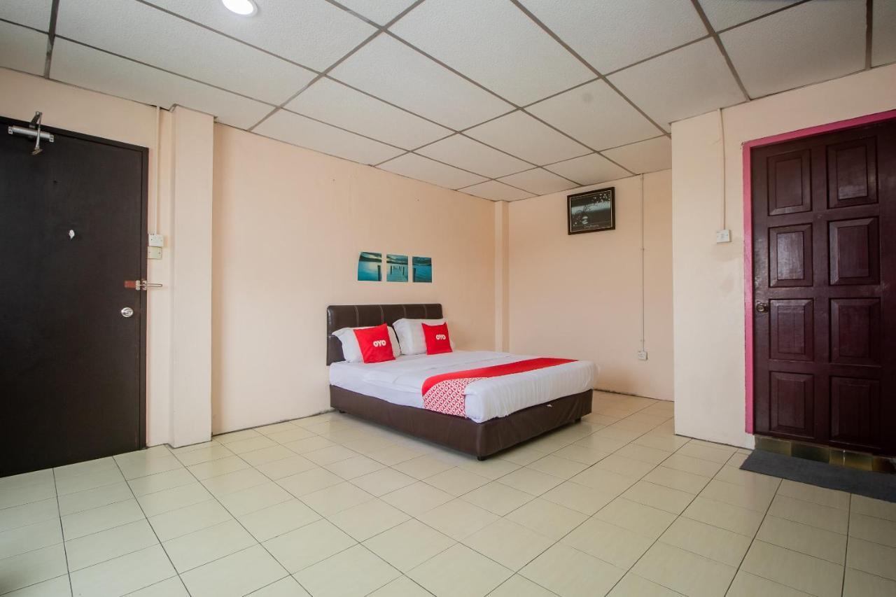 Oyo 90124 Payang Puri Baru Hotel Sarikei Extérieur photo