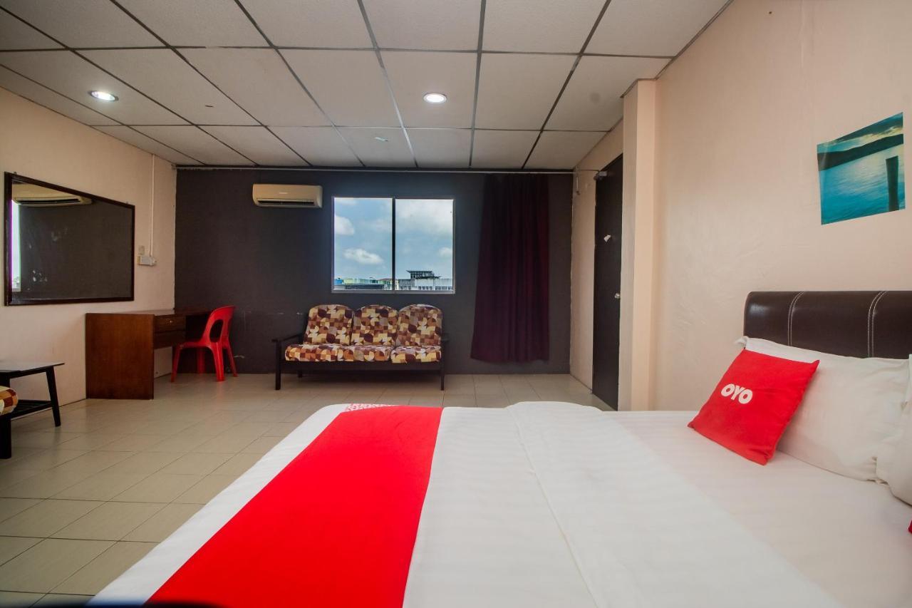 Oyo 90124 Payang Puri Baru Hotel Sarikei Extérieur photo