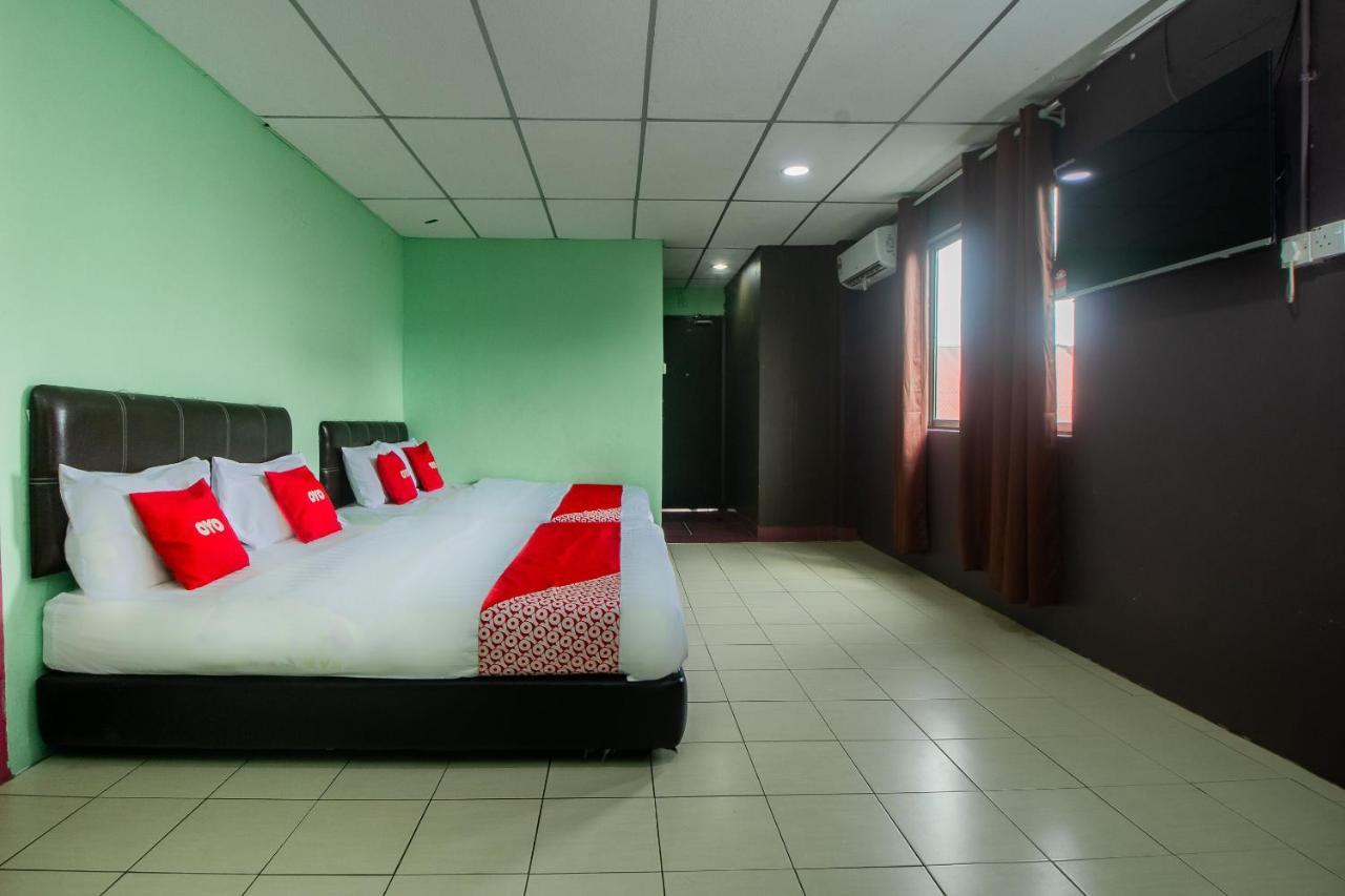 Oyo 90124 Payang Puri Baru Hotel Sarikei Extérieur photo