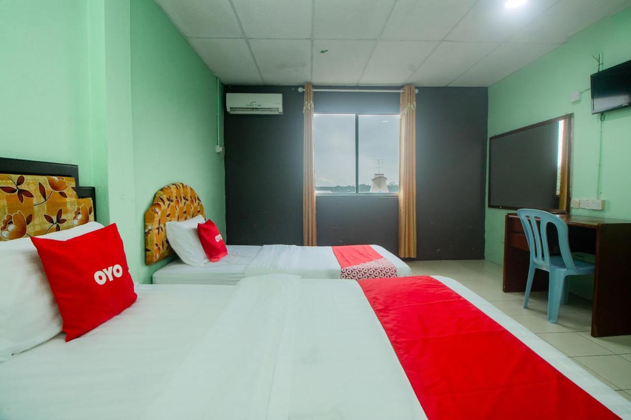 Oyo 90124 Payang Puri Baru Hotel Sarikei Extérieur photo